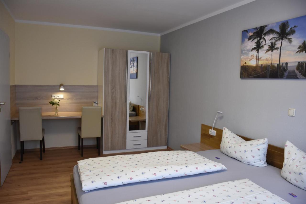 Hotel Garni Am Klostermarkt Plauen Bagian luar foto