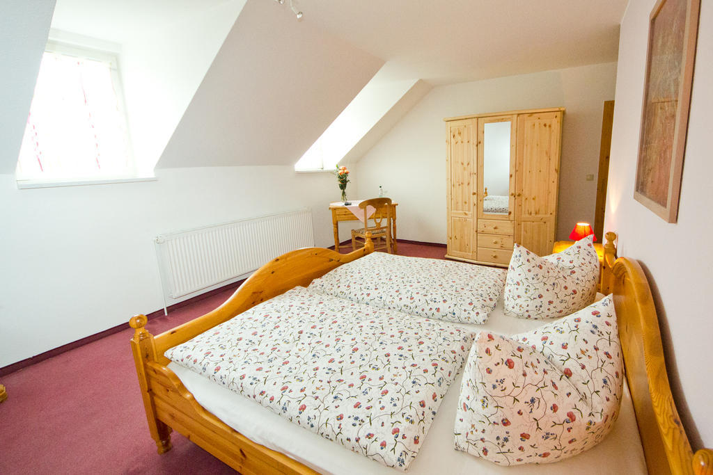 Hotel Garni Am Klostermarkt Plauen Ruang foto